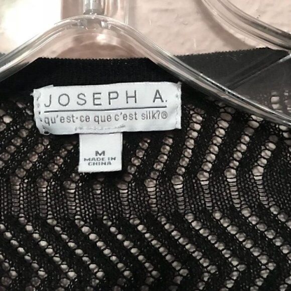 NWOT. Joseph A Black knitted cardigan - Picture 7 of 8